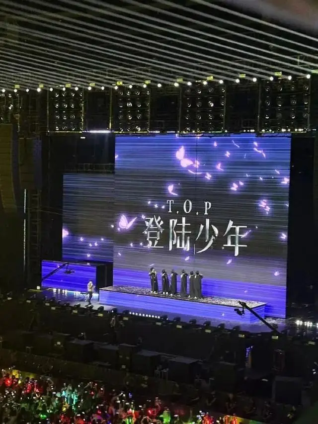 tf三代有哪几个有黑料的明星,_TF家族三代养成系爱豆_TF家族三代成员恋爱传闻
